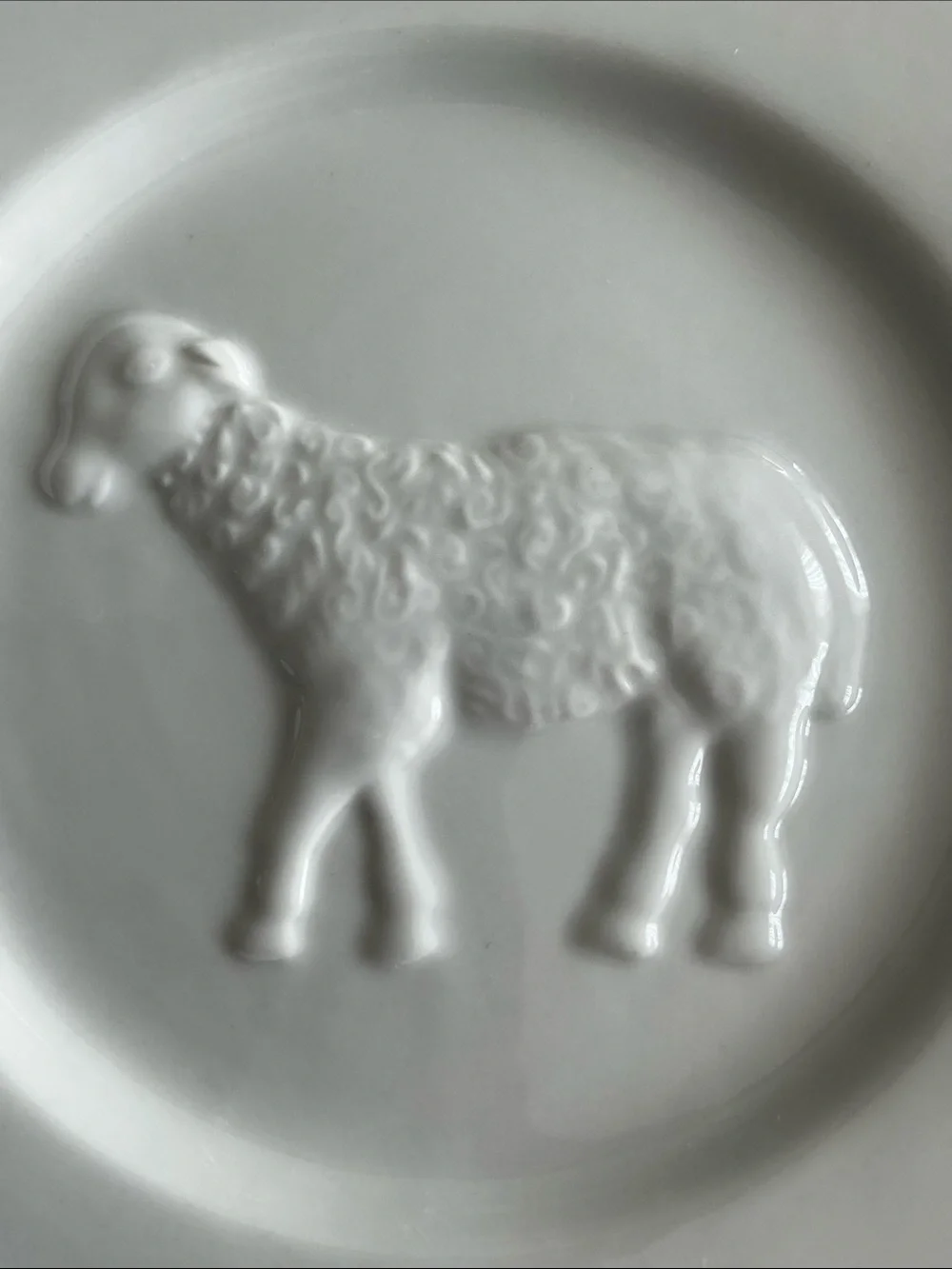 BonJour Set (6) Farm Animal 7” Appetizer Cheese Plates Cow Sheep Goat Embossed